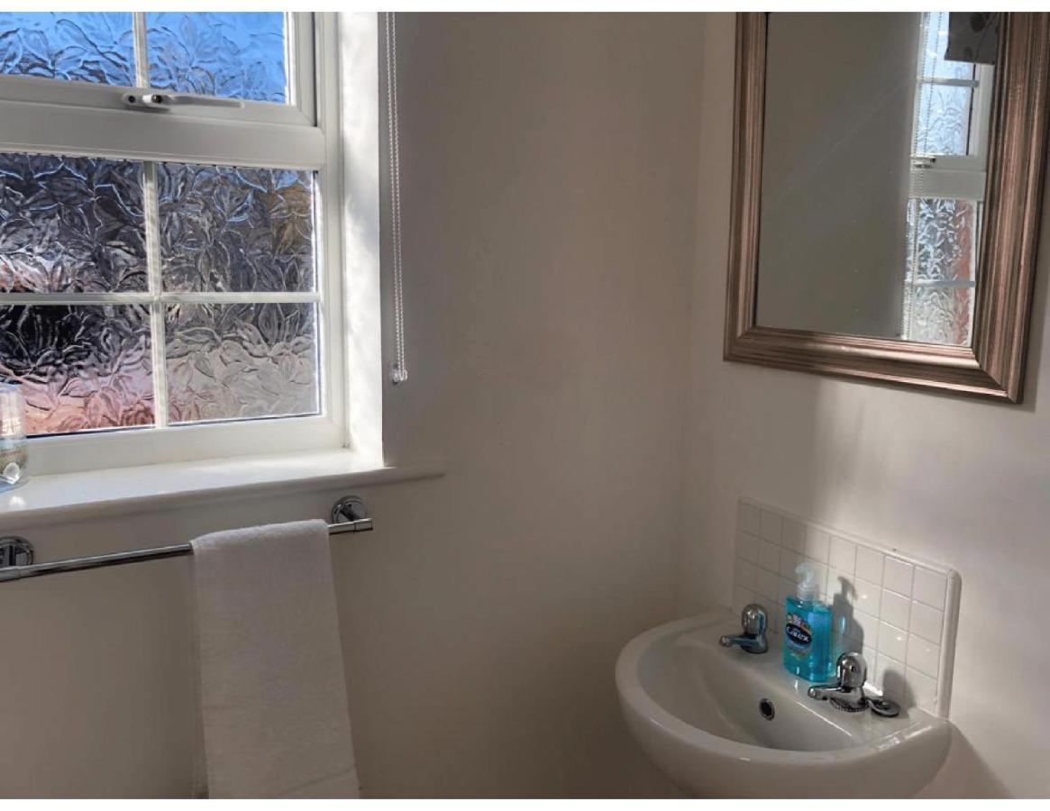 Perfectly Placed 3 Bed Home In A Peaceful Close Darlington  Ngoại thất bức ảnh